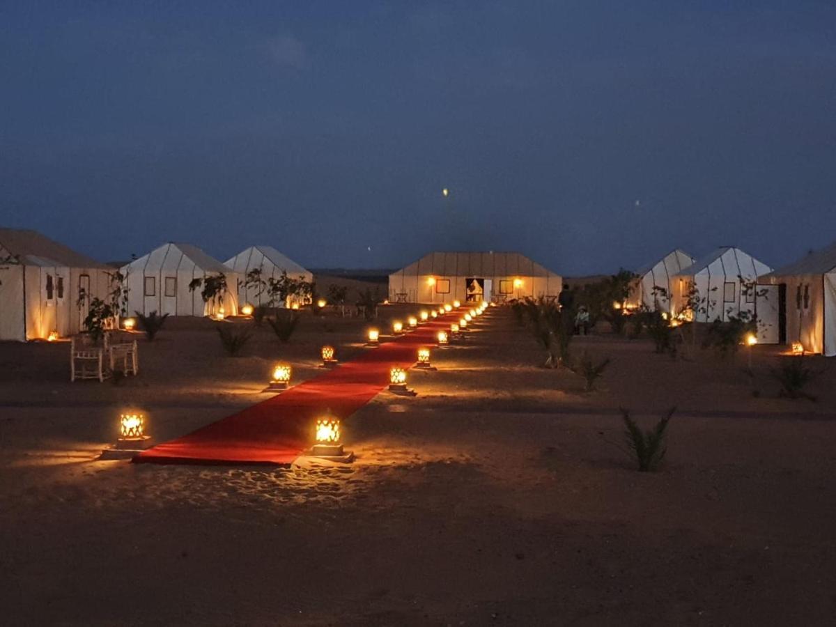Desert Heart Luxury Camp Мерзуга Экстерьер фото